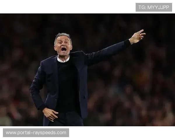 恩里克战术奏效，巴黎高位逼抢压制对手