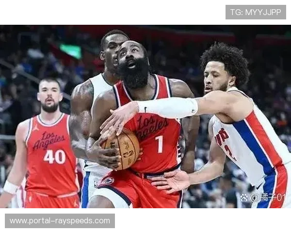 快船老将阵容背靠背作战，体能成隐患